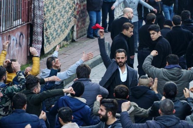 Çukur, zirvenin sahibi!