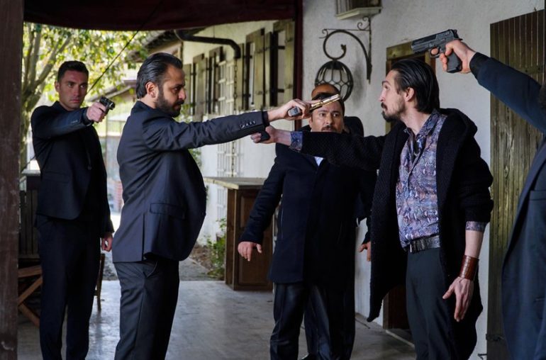 Çukur 62 Bölüm Fotoğrafları 10 Çukur'un 62. Bölümünde neler olacak? yüzüklü belli oluyor, çukurda yüzüklü kim