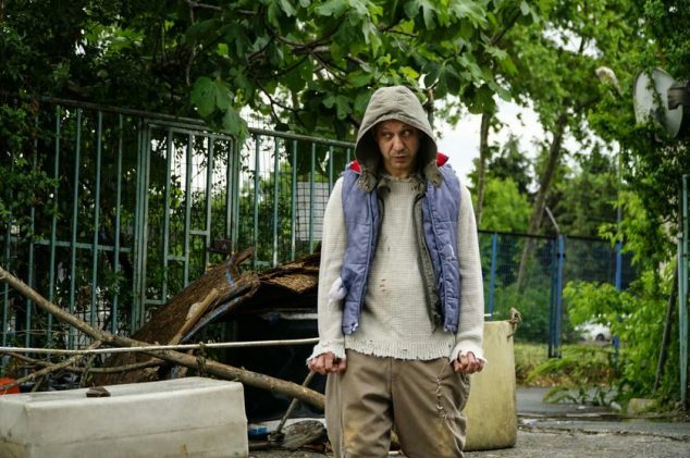 Çukurda kim ölüyor, Siyah zarfta ne var?