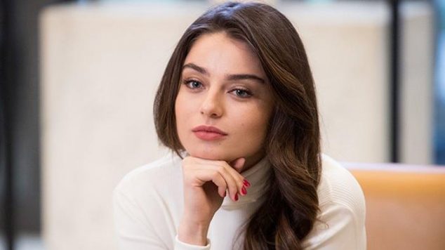 Ayça Ayşin Turan Zemheride, Ayça Ayşin Turan Zemheri dizisinde, Ayça Ayşin Zemheride, Ayça Ayşin Zemheri dizisinde, Ayça Ayşin Turan zemheri