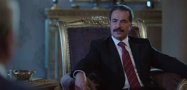 Edho Altan kimdir, Eşkiya Altan kimdir. 1 Eşkiya Altan Kimdir? Çakırbeylilerin düşmanı Altan kimdir? Edho Altan kim? Eşkiya Altan kim, Ünal Kaplanın katili Altan kim, Ünalın düşmanı Eşkiya İstihbarat Başkanı Altan kim,