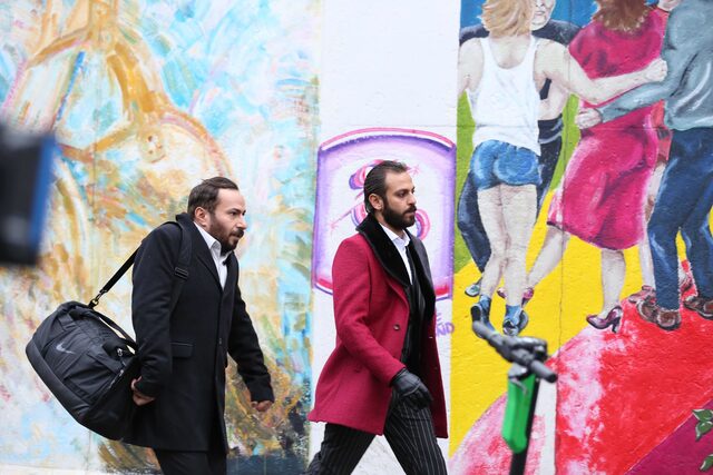 Çukur dizisinden Almanya çıkarması, Vartolu ve Medet Berlin sokaklarında, Çukur Almanyada, Vartolu ve Medet berlinde, Çukur Almanya sokaklarında çekim yaptı,