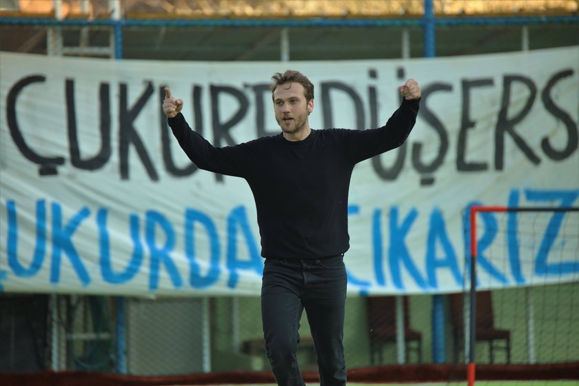 Çukur Ayağa kalktı! Şimdi sen düşün Dünya! Çukur'un 92. Bölümünde neler olacak? Dünya Yansın Çukur Kalsın! Çukur 92. bölümde neler olacak, Çukurda neler olacak?