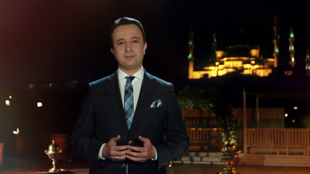 Fatih Savaş Kimdir? Ramazan'ın gelişi ile Fatih Savaş kimdir? merak edilmeye başlandı. Fatih Savaş İle Sahur Sohbetleri programını sunan Fatih Savaş, aynı zamanda ünlü isimlerin cenaze namazlarını kıldıran imam olarak tanıdık. İşte İlahiyatcı Fatih Savaş biyografisi, hayat hikayesi