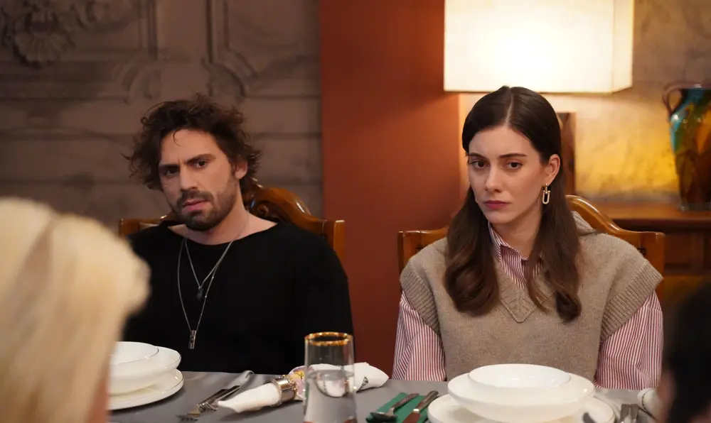 Una nueva vida capítulo 59 en español completo: Justicia, traición y amor sin límites - escena 3