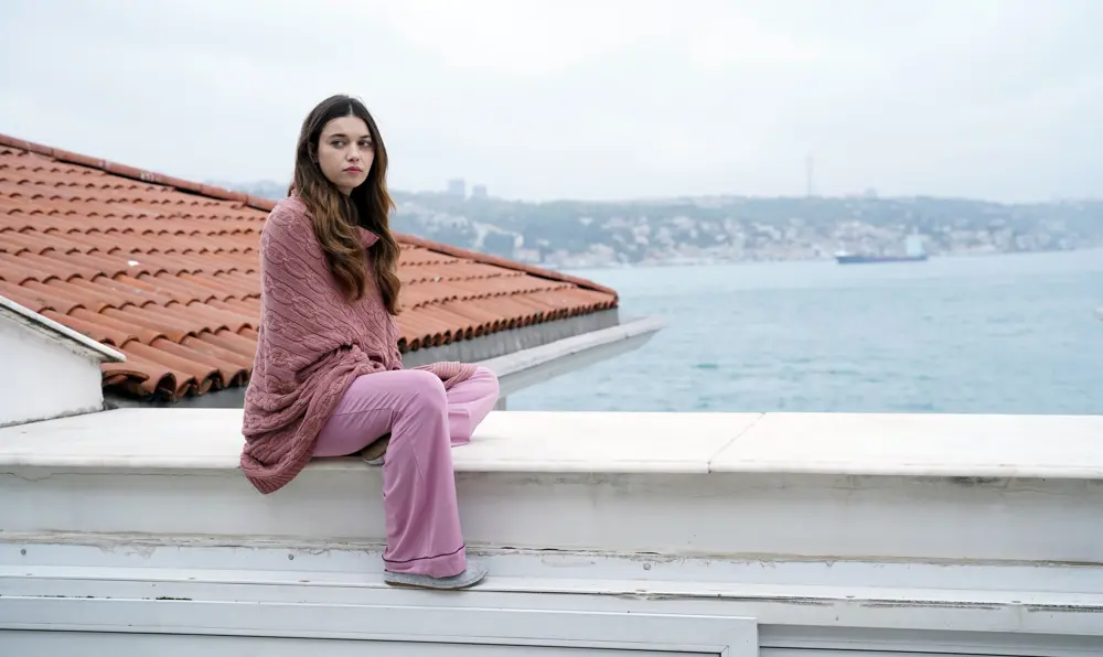 Una nueva vida capítulo 68 en español completo 4 Una nueva vida capítulo 68 en español completo - escena 5