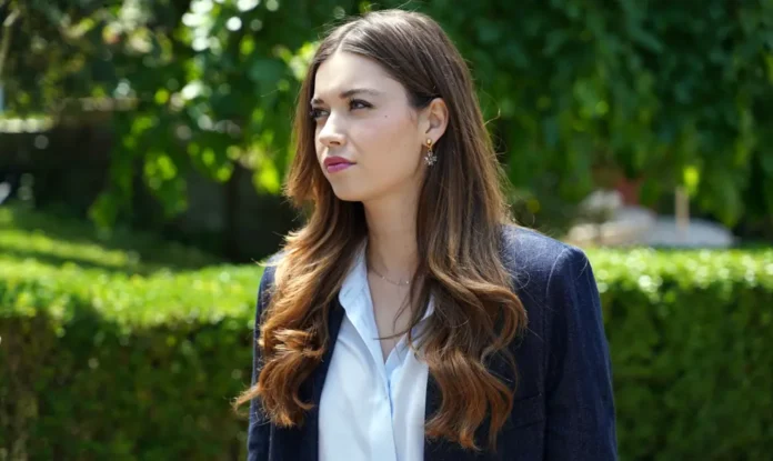 Una nueva vida capítulo 71 en español completo - escena 3