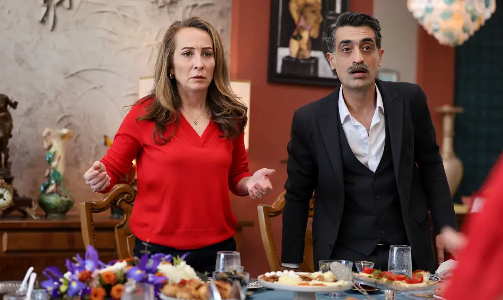 Una Nueva Vida capitulo 101 en Español completo: ¡Final feliz y despedida de Seyran y Ferit! 1 - escena 2